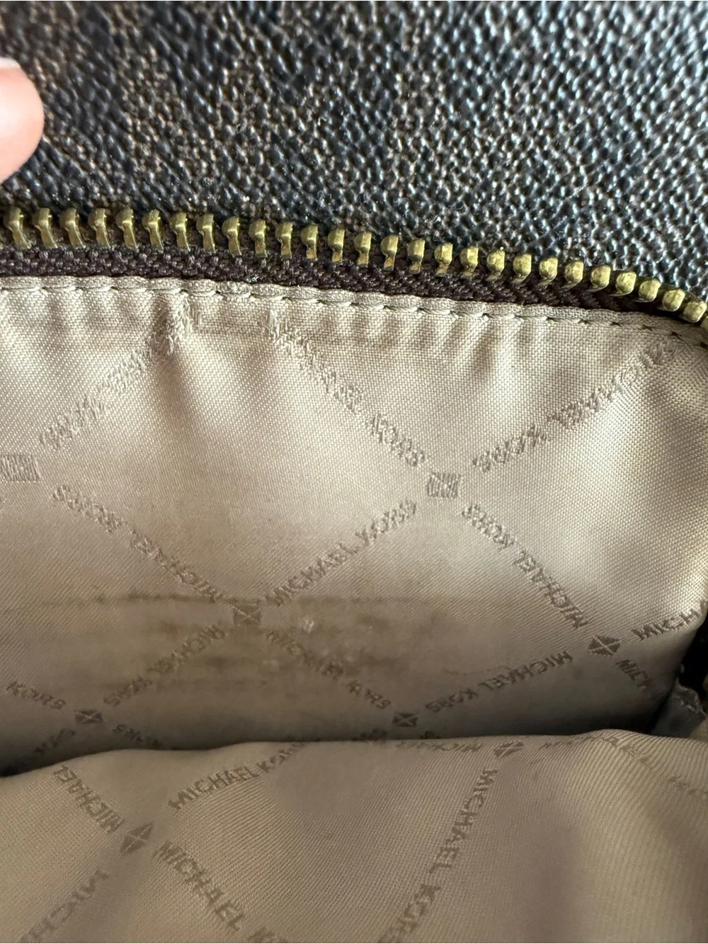 Michael Kors compact michael